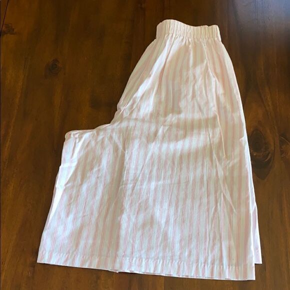 Mister Remo | Pink High Waisted Bermuda Shorts - Picture 3 of 7